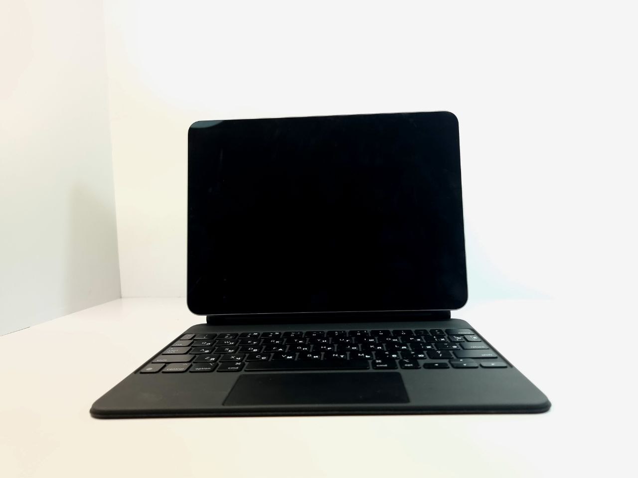 Magic Keyboard для iPad Pro 11", 2018-2022, Черный - БУ