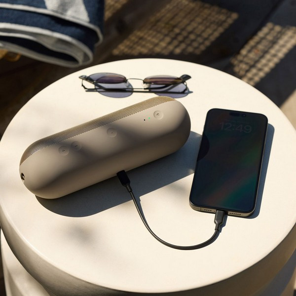 Beats Pill, Черная